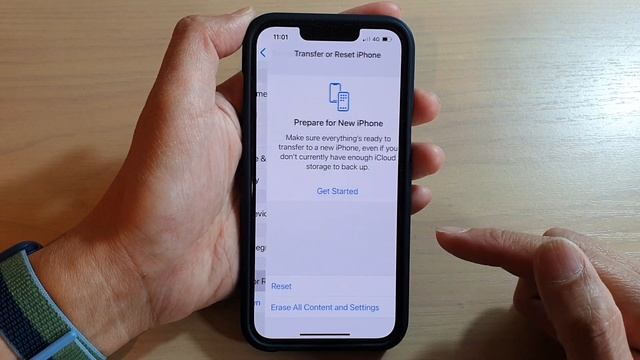 iPhone 13/13 Pro: How to Reset Home Screen Layout to Default смотреть онлайн