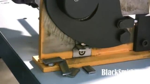 Инструмент для резки и пробивки отверстий M3-R www.s-awangard.ru смотреть онлайн