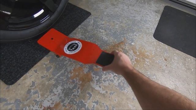 How to Remove and Install Wheels & Tires EASIER with a Trac Tire Jack! смотреть онлайн