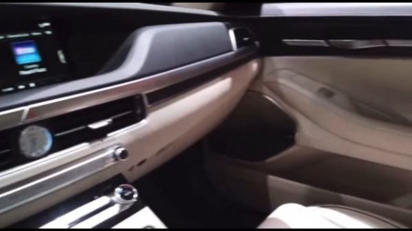 The 2021 Genesis G90