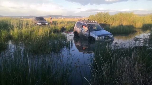 Крузак, УАЗ, JEEP и Эскудо по болоту. смотреть онлайн
