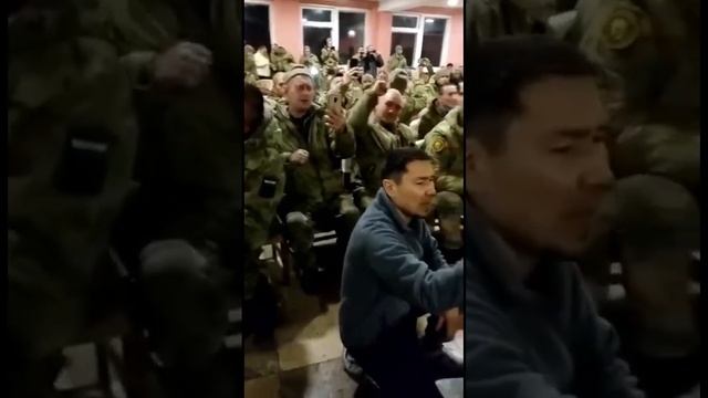 Элвин Грей выступил перед мобилизованными и «Шаймуратовцами» в зоне СВО смотреть онлайн