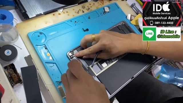 iPad Air 3 A2152 แบตเตอรี่บวม ทำให้หน้าจออ้า ไม่สนิท แยกจากบอดี้ !!! смотреть онлайн