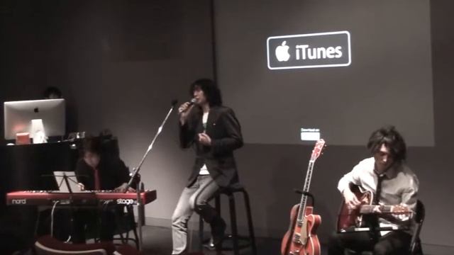 Ilja Alexander - A Perfect World live @Apple Store, Ginza, Tokyo смотреть онлайн