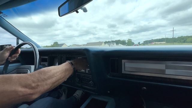 Diamond Jubilee Lincoln Mark V Driving Video! 6,900 ORIGINAL MILES!! смотреть онлайн