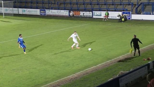 Aston Villa fan makes great save at AFC Telford vs Welling United смотреть онлайн