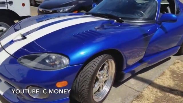 The History of the Dodge Viper - What Happened?! смотреть онлайн