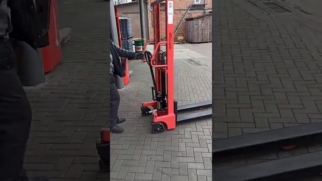 Штабелер гидравлический Leistunglift SFH 1016, 1000 кг смотреть онлайн