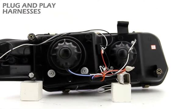 SPECDTUNING DEMO VIDEO: 1997-2000 SEBRING COUPE/ AVENGER HALO LED PROJECTOR HEADLIGHTS смотреть онлайн
