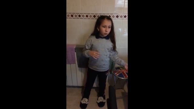 #51. Школа. Мы пошли в школу в Португалии! смотреть онлайн