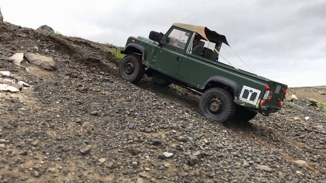 Crossing ICELAND by RC LAND ROVER DEFENDER the World Tour Experiment смотреть онлайн