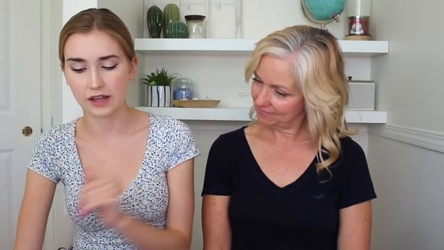 Surprising My Mom W/ Capsule Wardrobe + 30 Day Wear Test !!