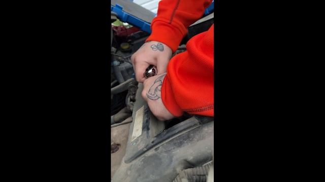 2008 Jeep Patriot - Spark Plug Change and Ignition Coil Inspection #mechanic #jeep #ignitioncoil смотреть онлайн