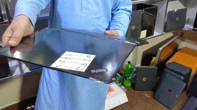iPad's & imported laptops wholesale market in Pakistan | Laptop cheapest market | Laptop cheap pric смотреть онлайн