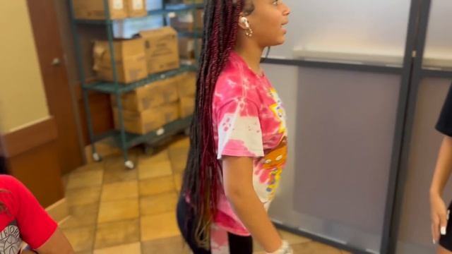 Mom CHOOSES TWIN SISTER Over Her KIDS, Kids Are SAD | KD Da Kid смотреть онлайн