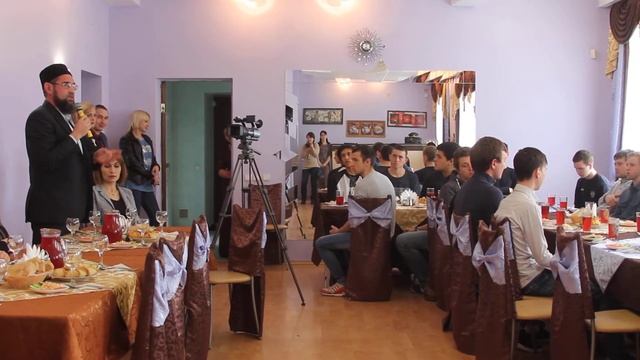 День призывника в Уруссу - Ильяс хазрат дает напутствия смотреть онлайн