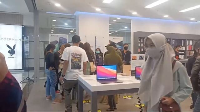 I Box i phone Jogja смотреть онлайн