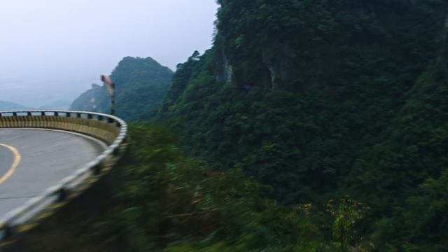 Range Rover Sport SVR | Power On The Rise