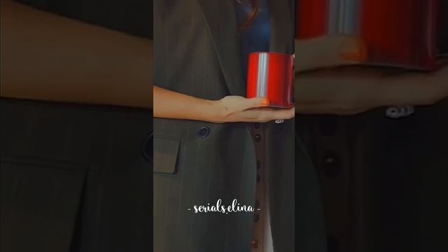 КРУЖКА ПОКАЗАЛА ВЛЮБЛЕННОСТЬ ЭДЫ И СЕРКАНА🤗❤️ смотреть онлайн