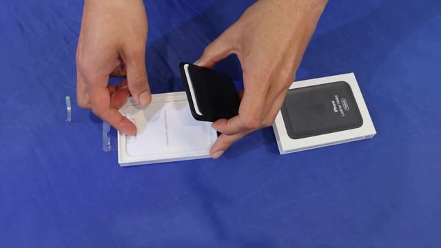 apple iPhone Leather Wallet with MagSafe — Midnight Unboxing смотреть онлайн