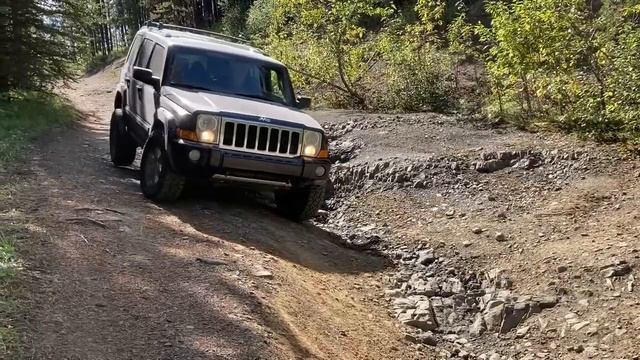 2008 Jeep Commander Offroad 3 смотреть онлайн