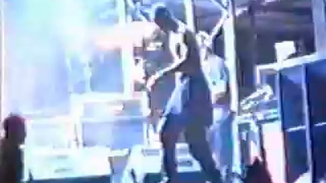 The Prodigy - Rock'n'Roll + We Eat Rhythm (Live Glastonbury 1995) смотреть онлайн