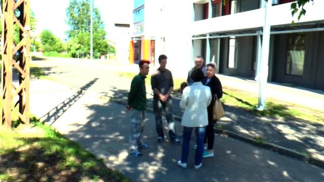 Строители требуют вернуть долги по зарплате смотреть онлайн