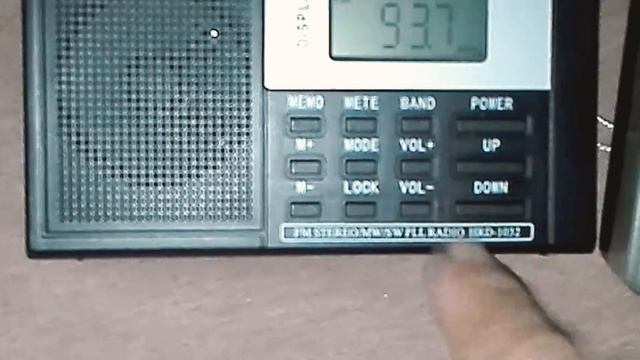 Retekess tr603 & HanRonDa HRD-1032 radyolarda 93.7 ve 93.1 mhz yayını böyle dinleniyor -ACIKLAMA OK смотреть онлайн