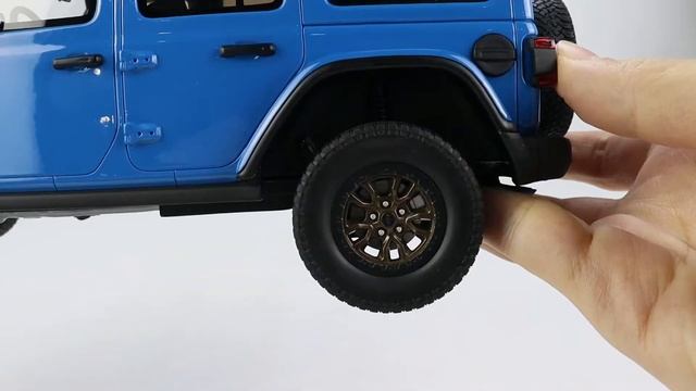 GT Spirit 1:18 JEEP WRANGLER RUBICON 392 Blue (GT371) Resin car model смотреть онлайн