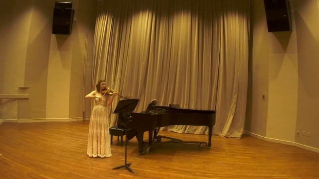 Mozart Violin Sonata No 21 Mvmt 1 Clip смотреть онлайн