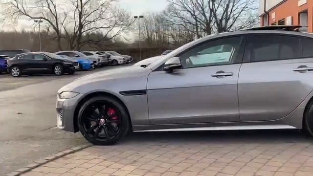 XE P300 R-Dynamic HSE AWD смотреть онлайн