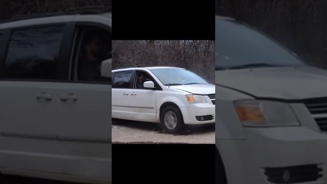 Very smoky dodge caravan burnout смотреть онлайн