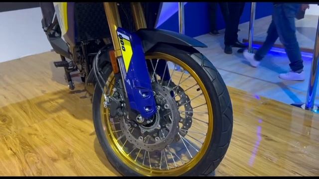 New Launch Suzuki GSX 8R Bike 2024 Model Detail Review | Suzuki V Strom Yellow and Blue Color смотреть онлайн