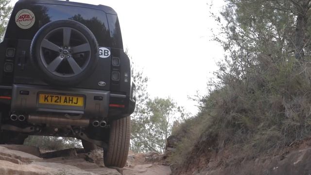 Land Rover DEFENDER V8 Carpathian 2021: Defender Presne Podľa Mojej Chuti