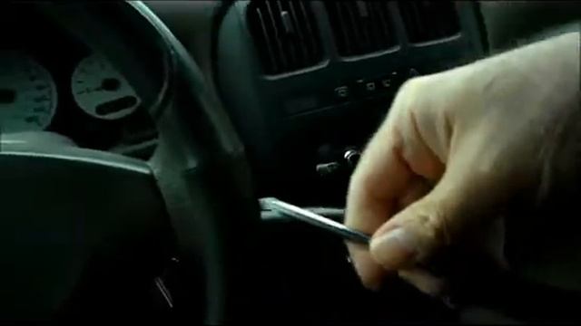 2002 Dodge Caravan Sport Instrument Cluster Removal смотреть онлайн