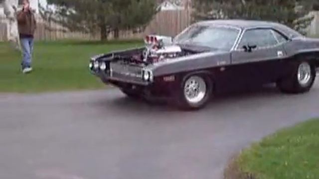 1970 Dodge Challenger 528 Hemi Injected Blown on A смотреть онлайн