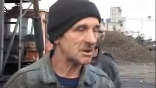 Mud on the Road смотреть онлайн