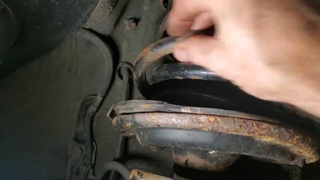 Broken strut spring смотреть онлайн