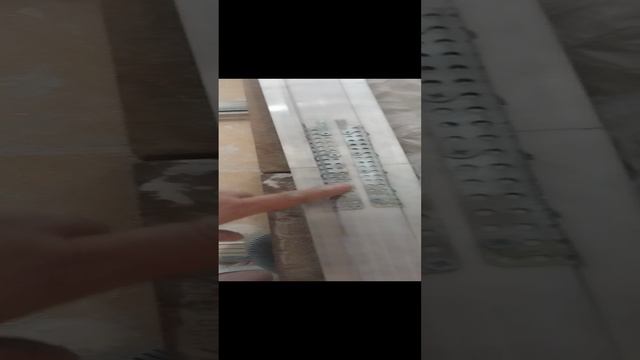 Жёстко соединил профель под световую линию