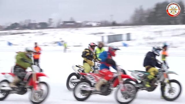 Открытый кубок ДОСААФ по ледовому спидвею на кроссовых мотоциклах смотреть онлайн