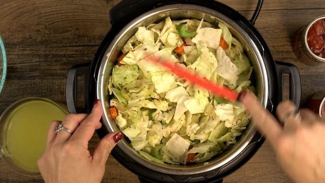 Instant Pot Cabbage Soup | Low-Carb | Keto-Friendly смотреть онлайн