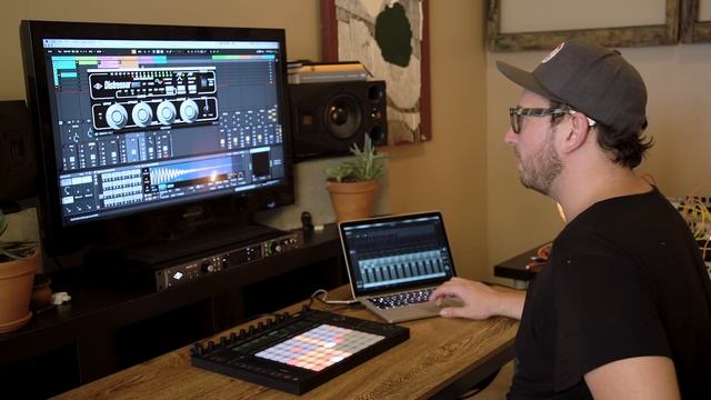 Universal Audio Apollo x6 | Thunderbolt Audio Interface | Vintage King смотреть онлайн