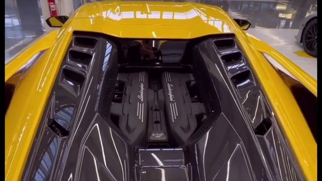 2024 Lamborghini Revuelto Review | The 1001Horsepower eventer successor in hybrid | смотреть онлайн