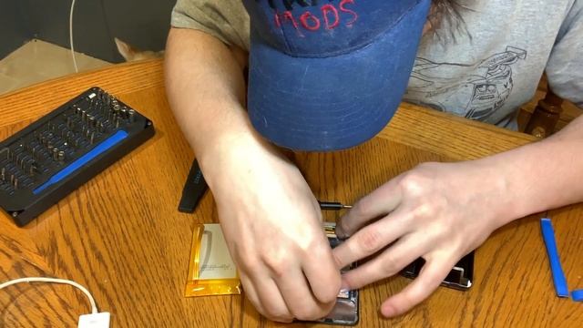 Building a 512GB SD Flash U2 iPod Classic! – iPod Series S.1 EP.7 смотреть онлайн