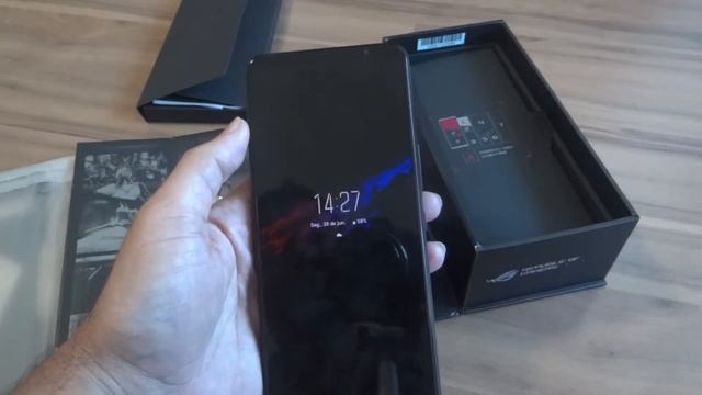 ROG PHONE 5! O MONSTRO DA ASUS / APARELHO TOP DEMAIS! / COMPREI E ME IMPRESSIONEI COM O SMARTPHONE! смотреть онлайн