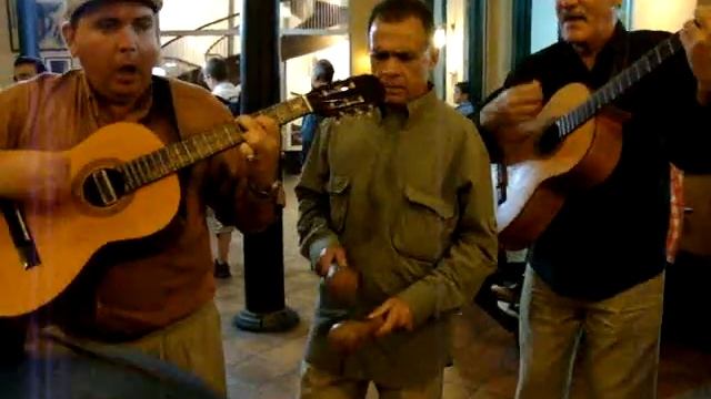 Trio Caribe La Gloria Eres Tu Plaza Vieja Havana Cuba смотреть онлайн