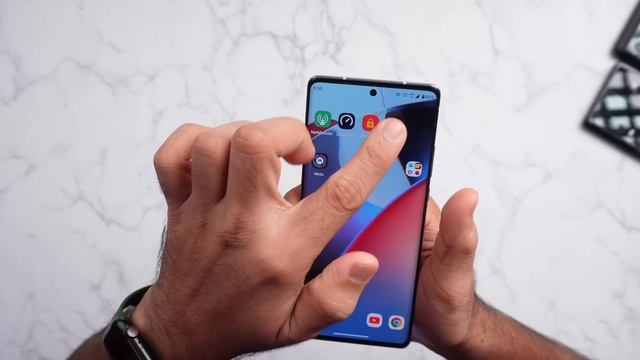 Motorola Edge 30 ULTRA Unboxing - Reality of World's First 200MP 📷 | SD 8+Gen1🔥 | 144Hz pOLED 😍 смотреть онлайн