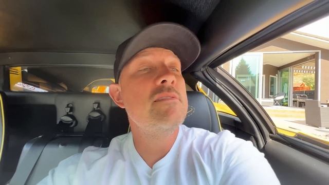 I said I would never BUY a Lamborghini Countach … смотреть онлайн