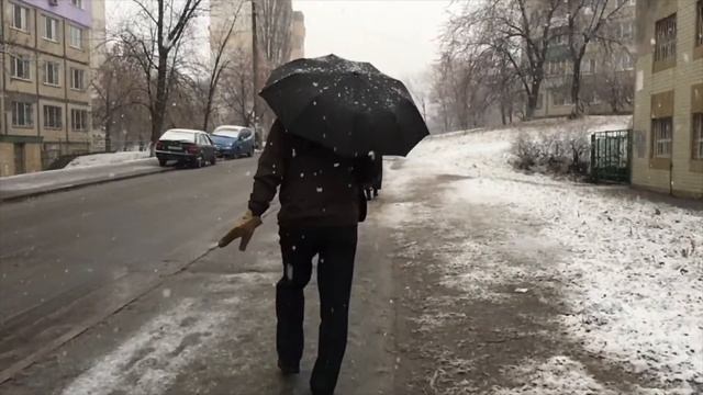 iPhone 6S Plus Slow Motion test (240FPS) Kyiv in snow смотреть онлайн