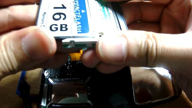 Ipod Classic 4Th U2 Special Edition Converted to Compact Flash смотреть онлайн